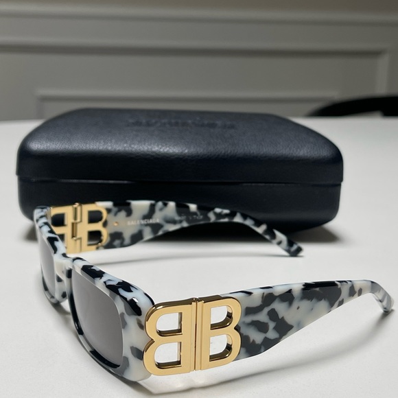 Balenciaga Dynasty Rectangular Frame Sunglasses - Picture 5 of 7